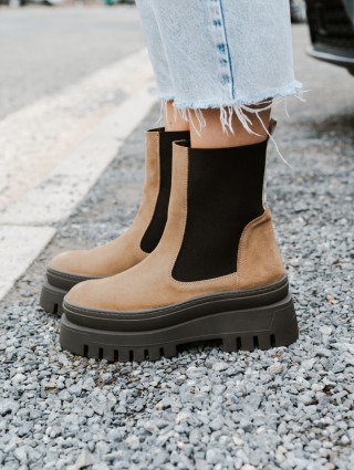 STEVE MADDEN CASSANDRA TAUPE