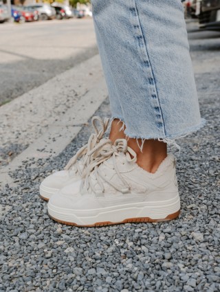 STEVE MADDEN BOOMER TAUPE