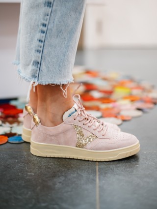 VICTORIA 1257144 NUDE