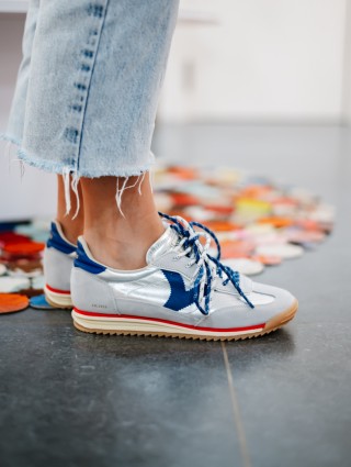 VICTORIA 1158111 PLATA