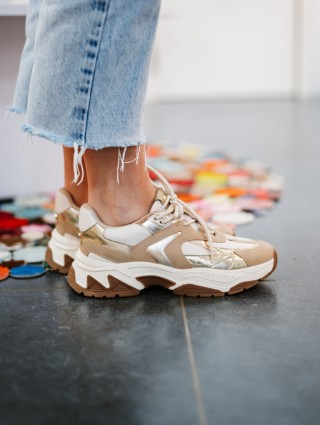 STEVE MADDEN AMPLE LIGHT...