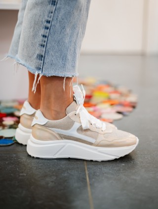 STEVE MADDEN STARLYN CHAMP...