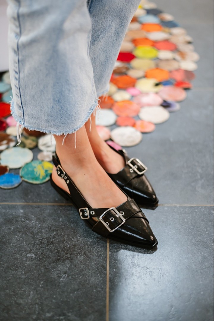 STEVE MADDEN GREZLY BLACK