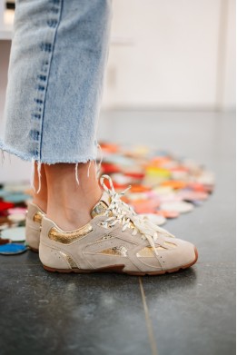 STEVE MADDEN ASIEL SUEDE GOLD