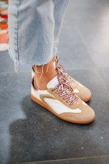 0105 NOVA WHITE TAN