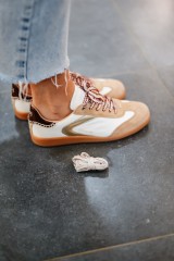 0105 NOVA WHITE TAN