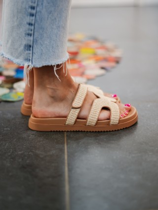 STEVE MADDEN MISSILE RAFFIA