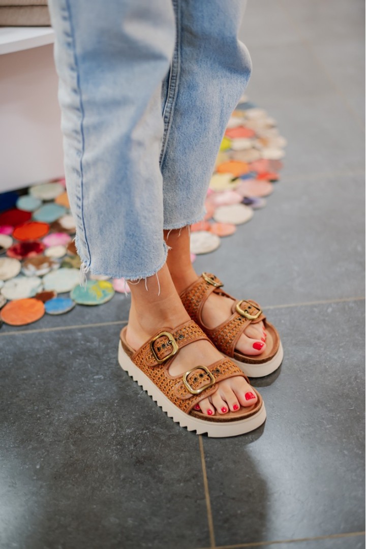 TAMARIS I-27516-46-305 COGNAC