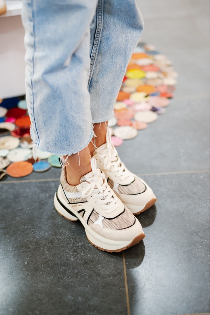 ALEXANDER SMITH VICTORIA LIGHT PEACH BLACK