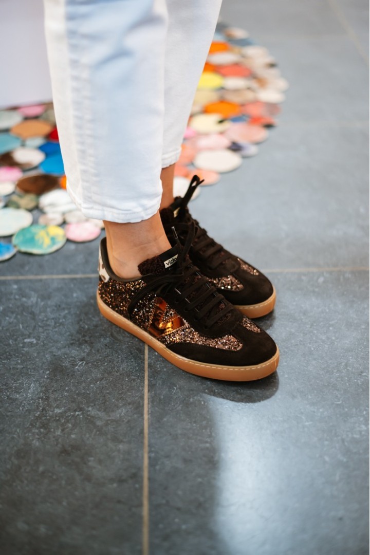 VICTORIA 1126223 MARRON