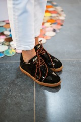 VICTORIA 1126243 NEGRO
