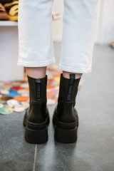 STEVE MADDEN CASSANDRA BLACK