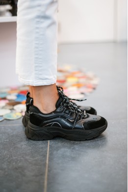 STEVE MADDEN ANIMATES BLACK