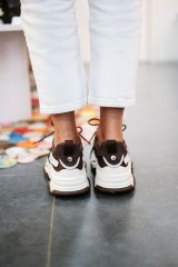STEVE MADDEN POSSESSION BROWN OFF WHITE