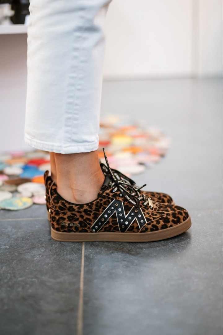 STEVE MADDEN DEGREE STUDS LEOPARD