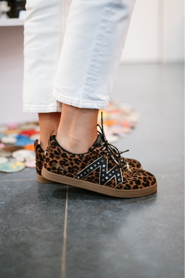 STEVE MADDEN DEGREE STUDS LEOPARD