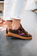 VICTORIA 8806123 MARRON