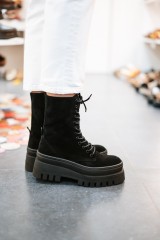 STEVE MADDEN COAST BLACK SUEDE