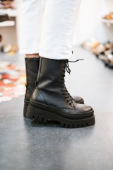 STEVE MADDEN COAST BLACK LEATHER
