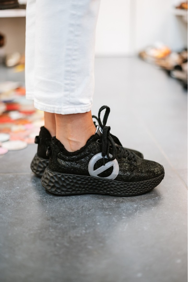 NO NAME CARTER JOGGER COCOON BLACK