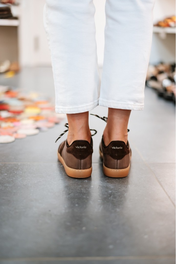 VICTORIA 1126245 MARRON