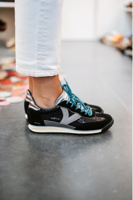 VICTORIA 1158119 NEGRO