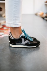 VICTORIA 1158119 NEGRO