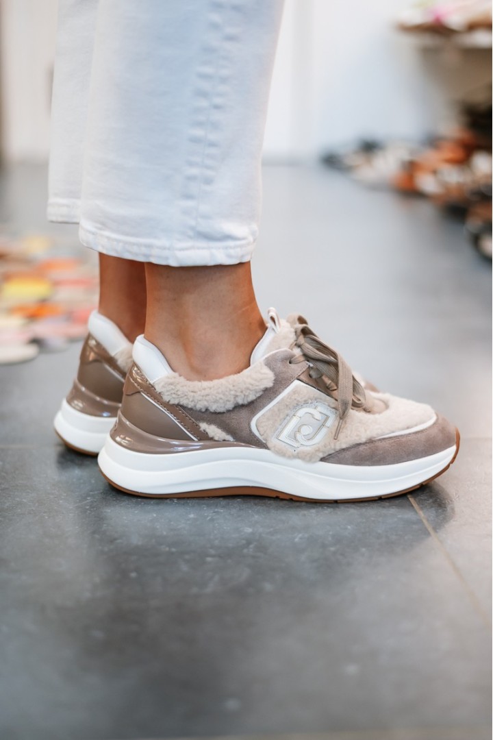LIUJO STARDUST SNEAKER CURLY FUR/COW HAVANA/MILK