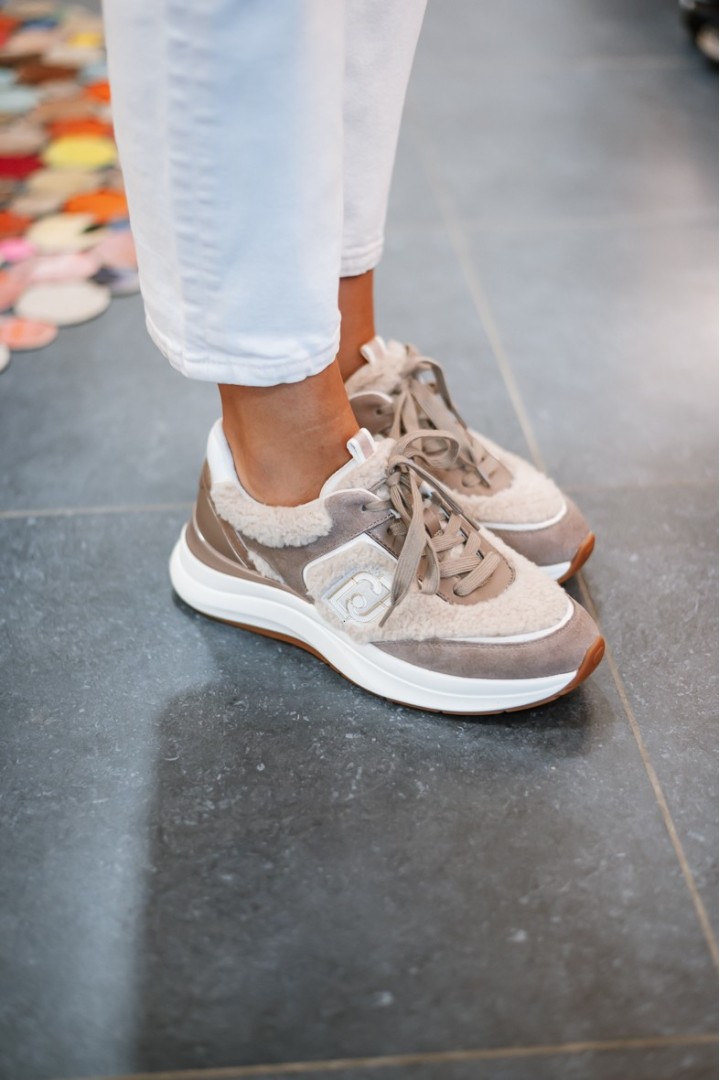 LIUJO STARDUST SNEAKER CURLY FUR/COW HAVANA/MILK