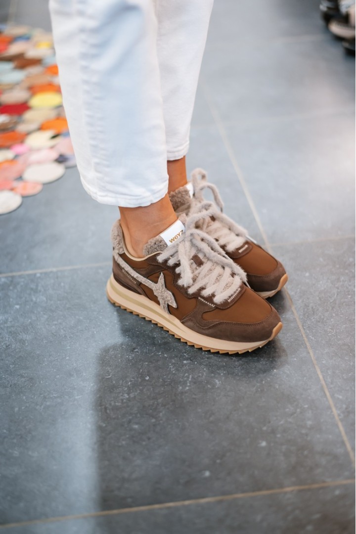 W6YZ YAK BROWN SAND