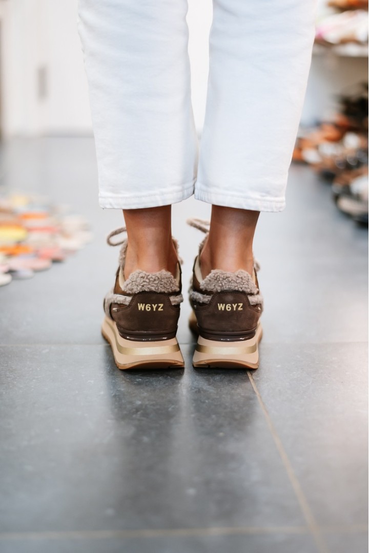 W6YZ YAK BROWN SAND