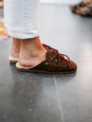 PAVEMENT PAYASMA BROWN SUEDE