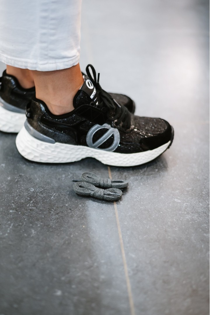 NO NAME CARTER 2.0 RUNNER VELISA BLACK