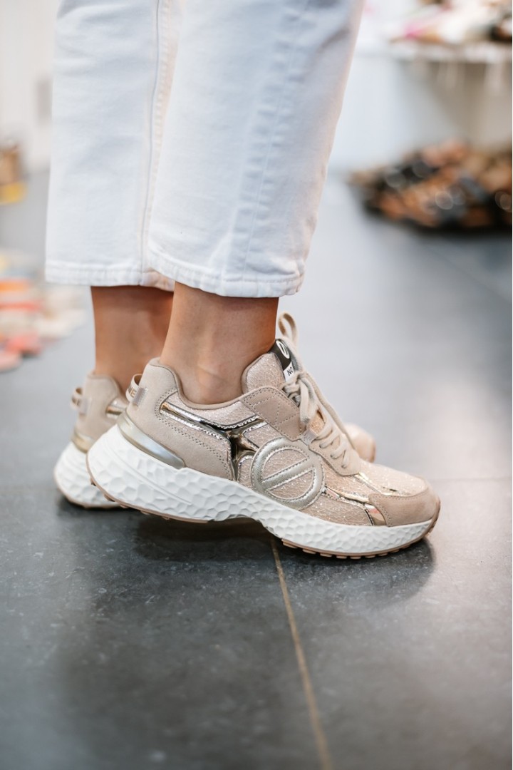 NO NAME CARTER 2.0 RUNNER GOLD/NUDE