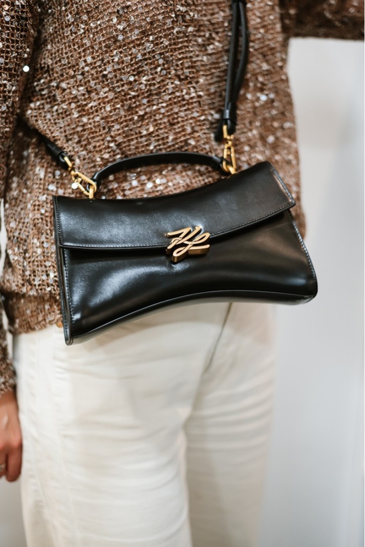 KARL LAGERFELD AUTOGRAPHE TWIST BLACK