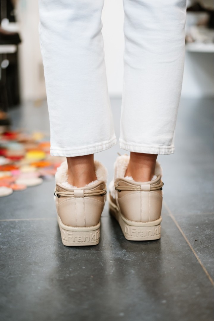 FRANKLIN NORDIC TRK FUR OFF WHITE