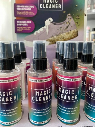 MAGIC CLEANER